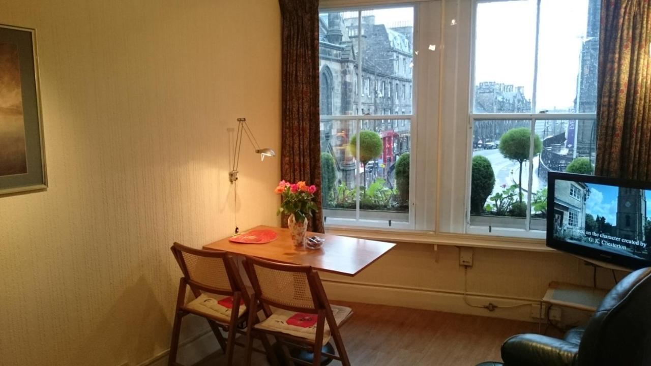 Royal Mile Apartment, 1 Minute From The Castle. — Photos 2
